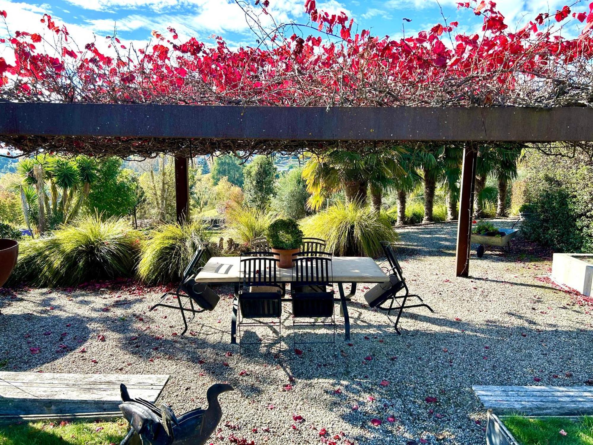 Peppertree Lodge Havelock North Exterior photo